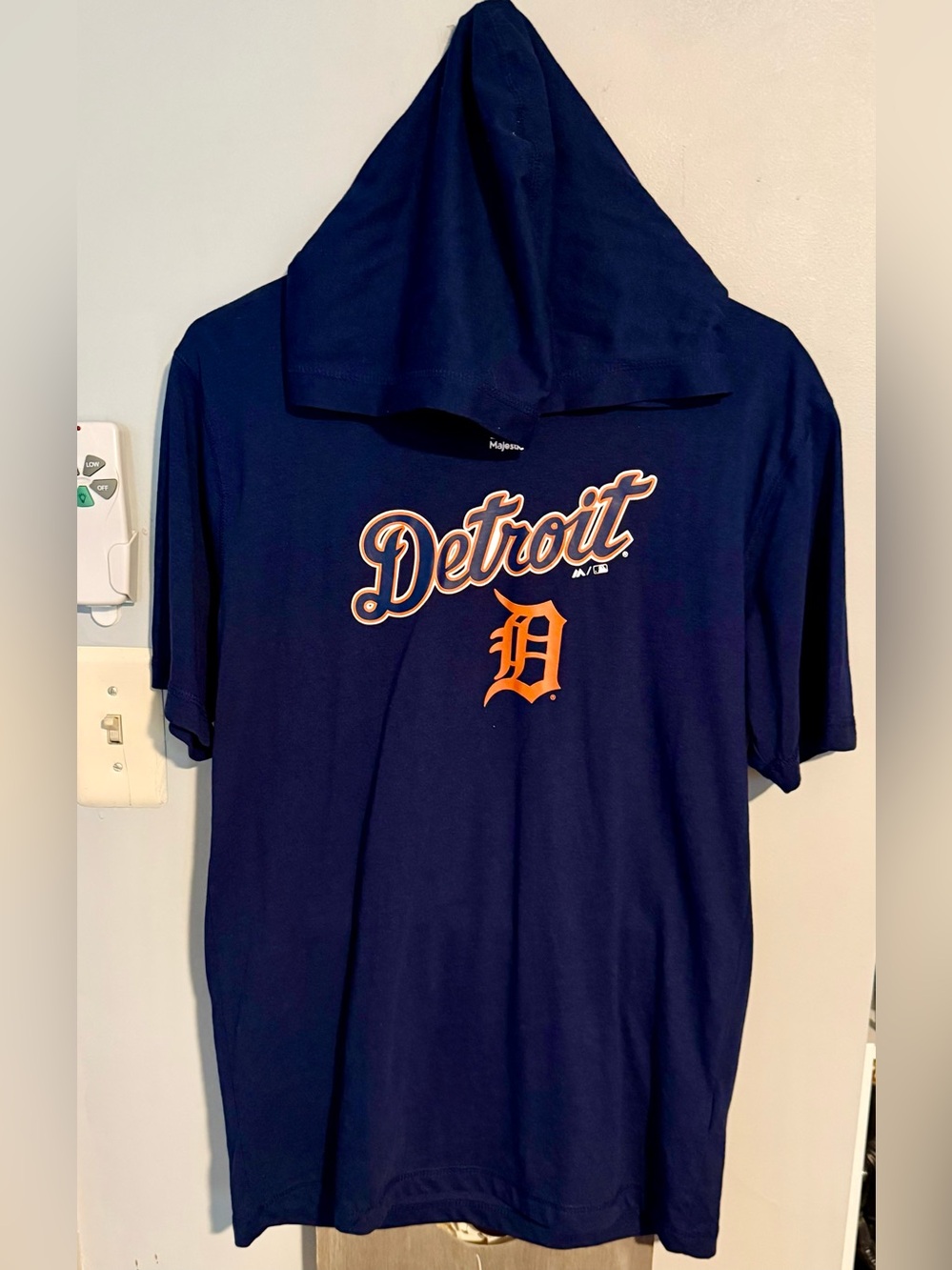 Majestic Detroit Tigers Short Sleeve Hoodie Size M